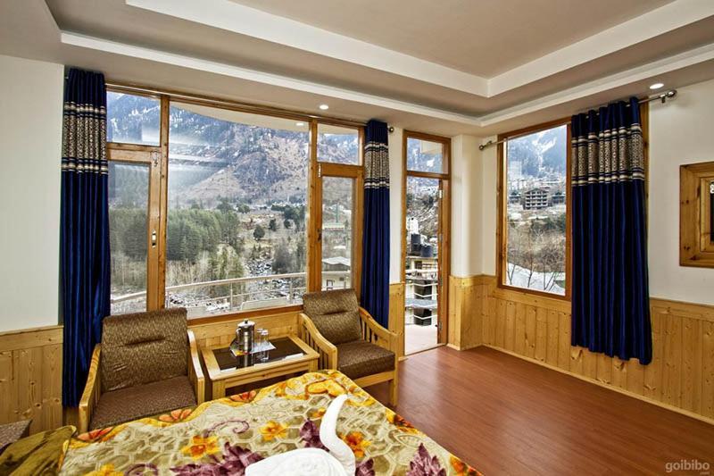 Hotel Uday Himalaya Manāli Exterior foto