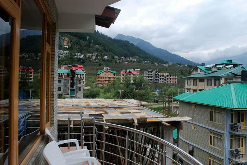 Hotel Uday Himalaya Manāli Exterior foto