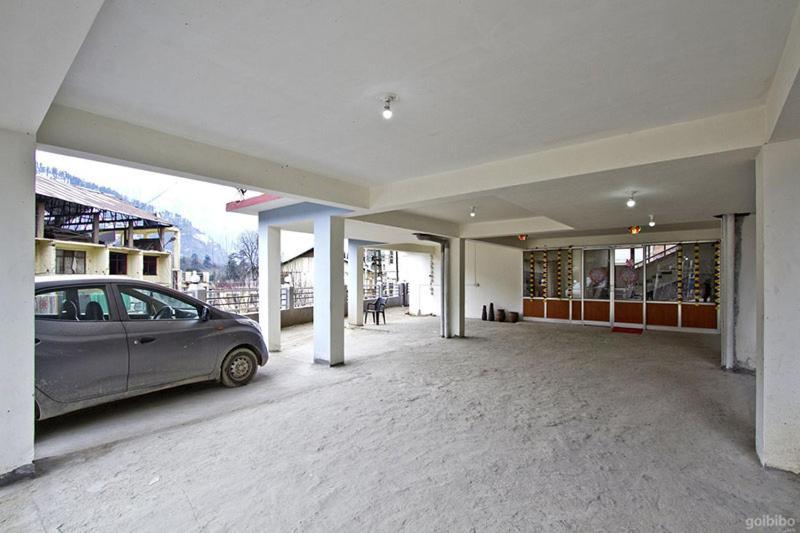 Hotel Uday Himalaya Manāli Exterior foto